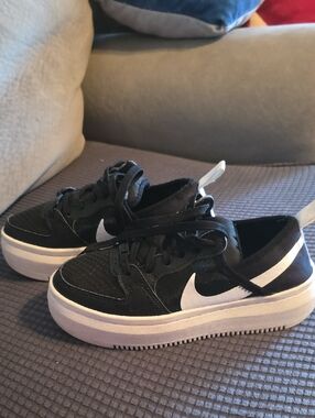 Nike Black & White Low-Top Platform Sneakers